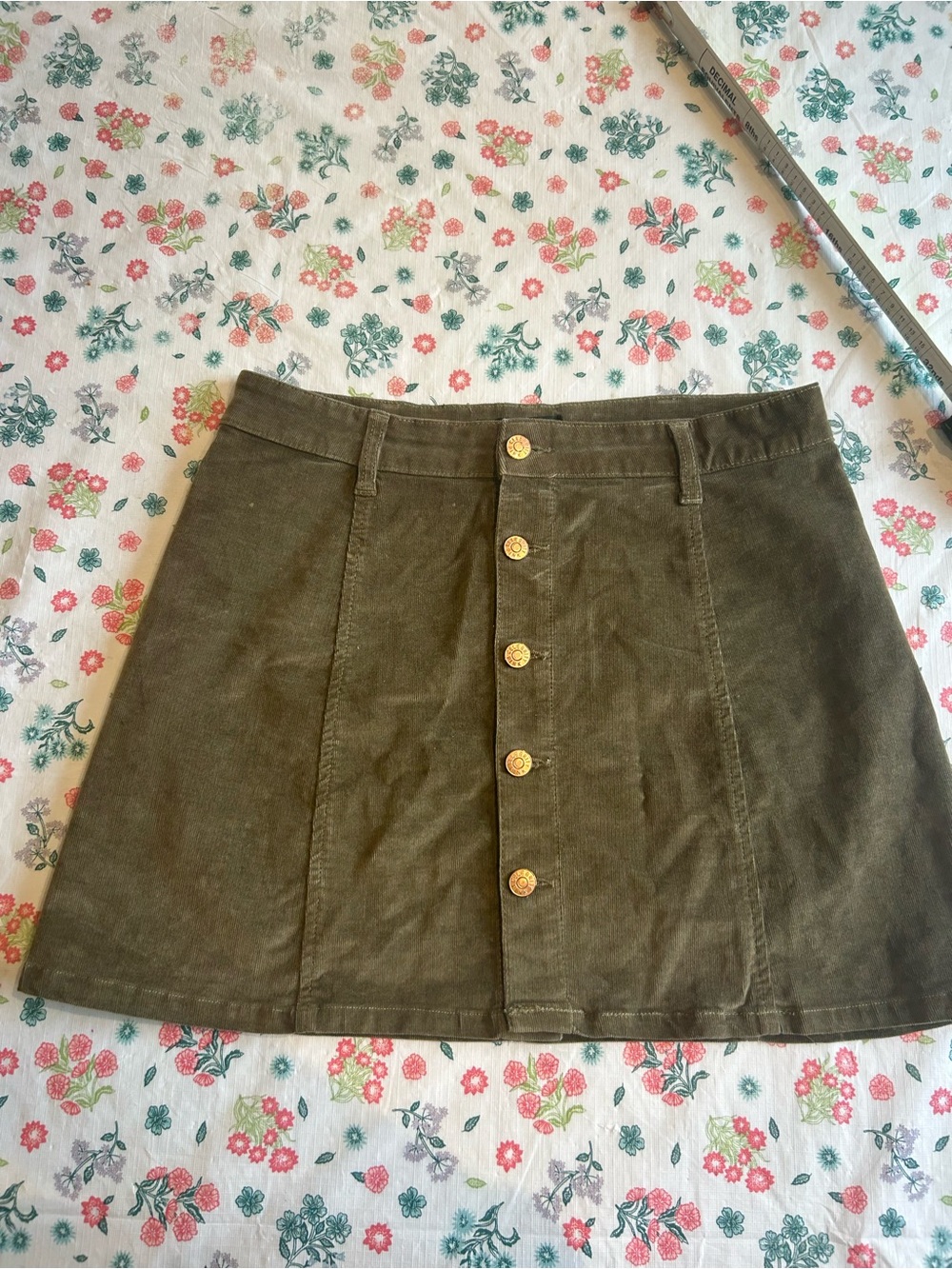 Celebrity Pink Olive Green Button-Front Midi Skirt
